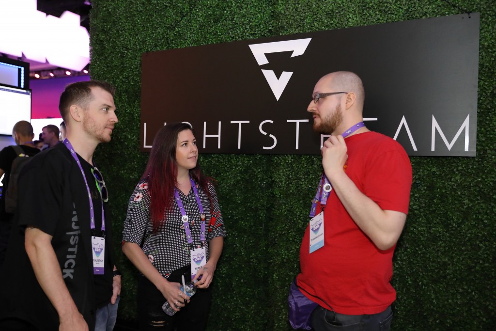 Use social media to network with other streamers